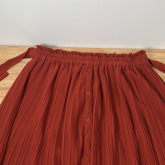 Size 2X | Ashley Stewart| pleated skirt - Picture 11 of 14